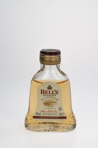 4. Bell's Extra Special Finest "8" Old Scotch Whisky