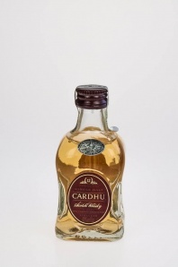 33. Cardhu "12" Single Malt Scotch Whisky